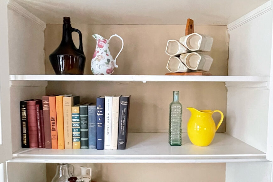 how to style shelves